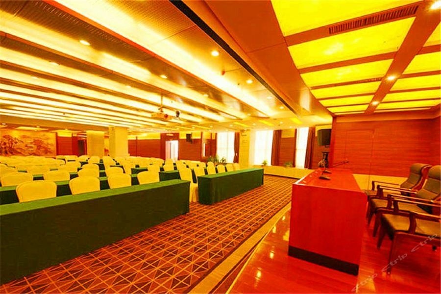 Golden Spring Hotel Lijiang Lijiang  Exterior foto
