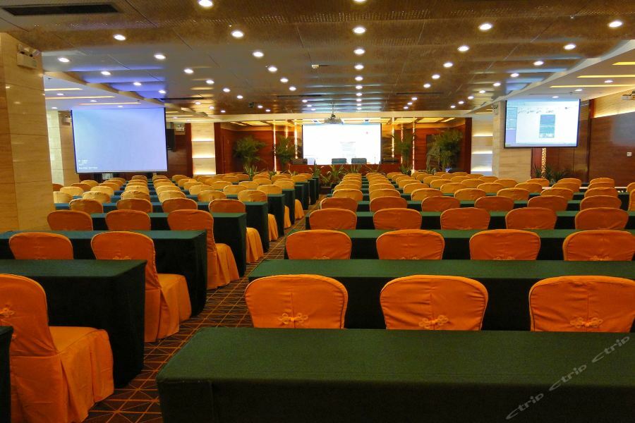 Golden Spring Hotel Lijiang Lijiang  Exterior foto